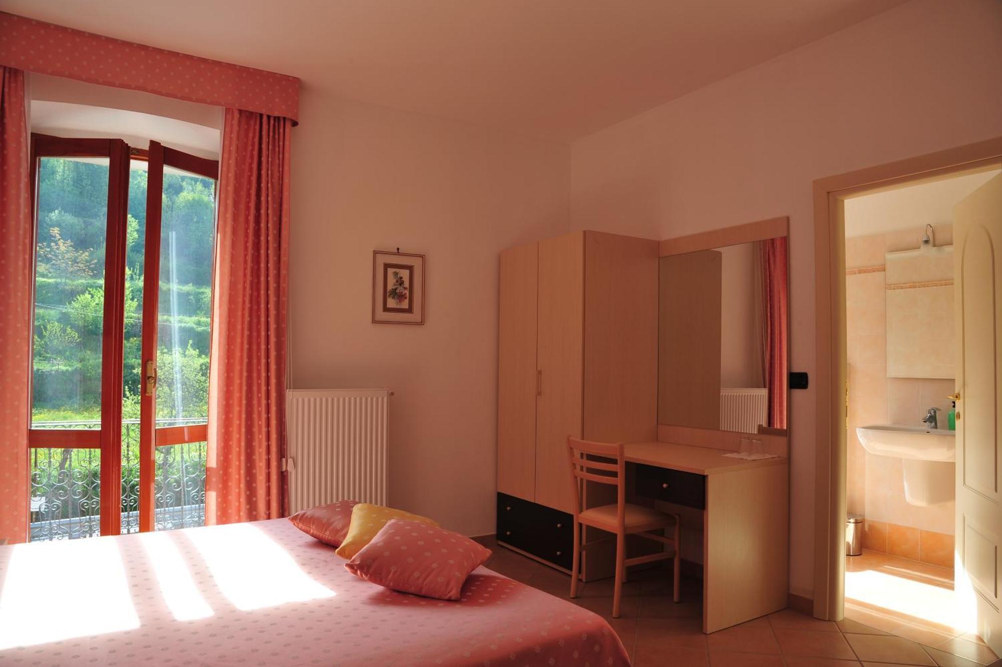 Affittacamere B&B Trattoria Della Posta Maissana Exteriér fotografie